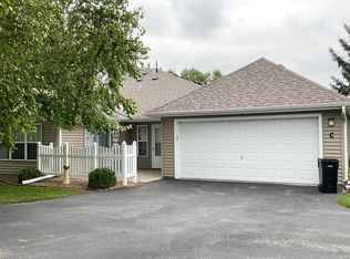 2102 Oak Tree Ln #C, Austin, MN 55912