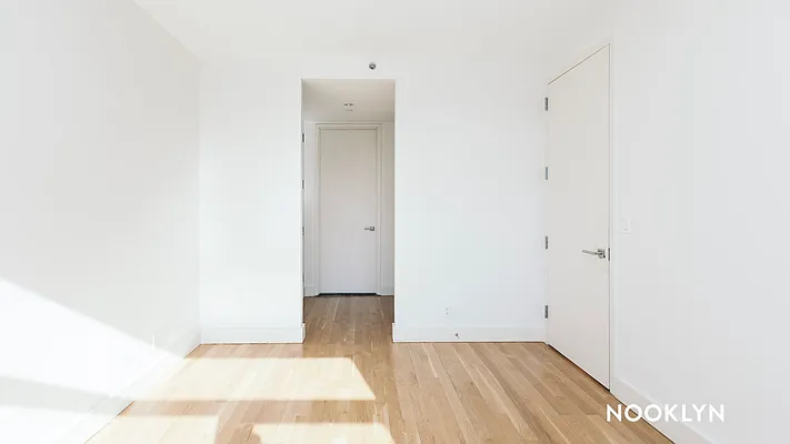 Rented by Nooklyn NYC LLC | media 99