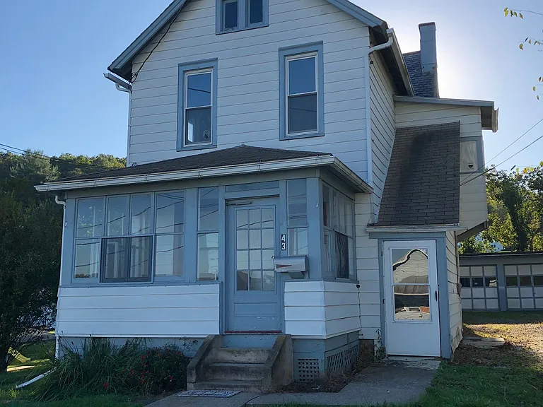 43 Melvina St #1 — Photo 8