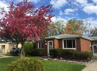102 McParlin Ave, Cheektowaga, NY 14225