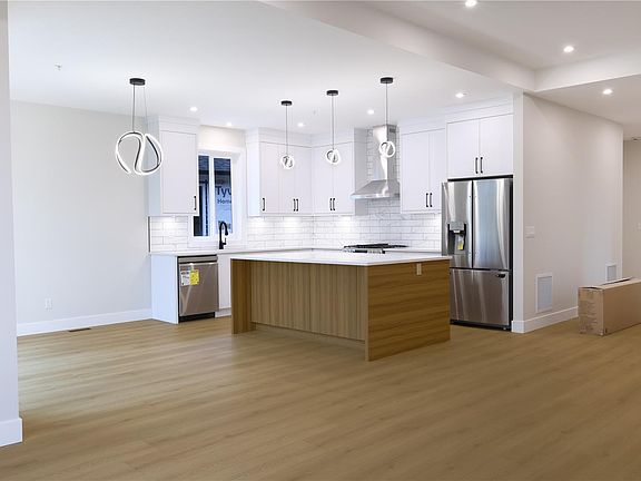 5th image of 416 Diamond Blvd