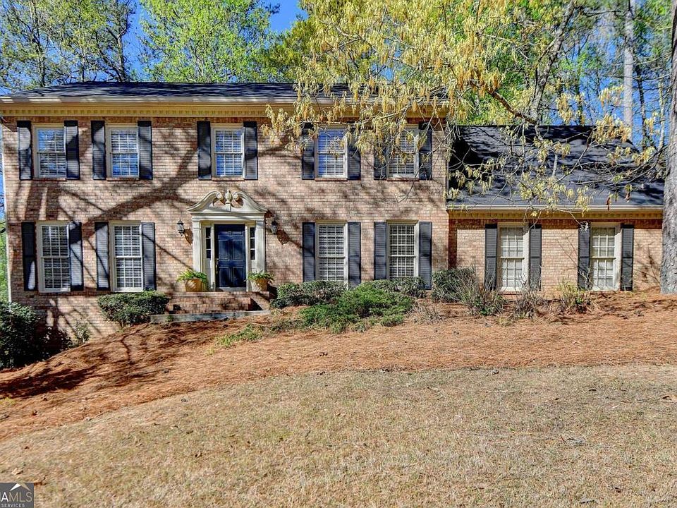 1st image of 345 Flat Rock Dr