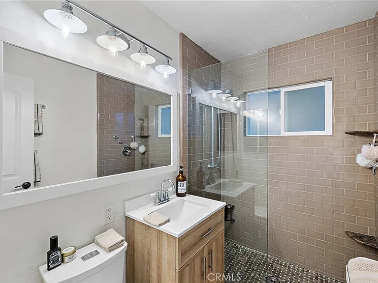 1185 Noria St — Photo 19