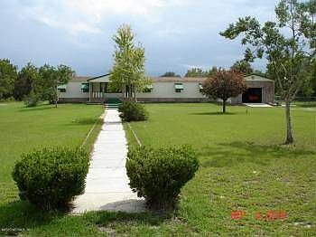 1st image of 243 Lynne Dr