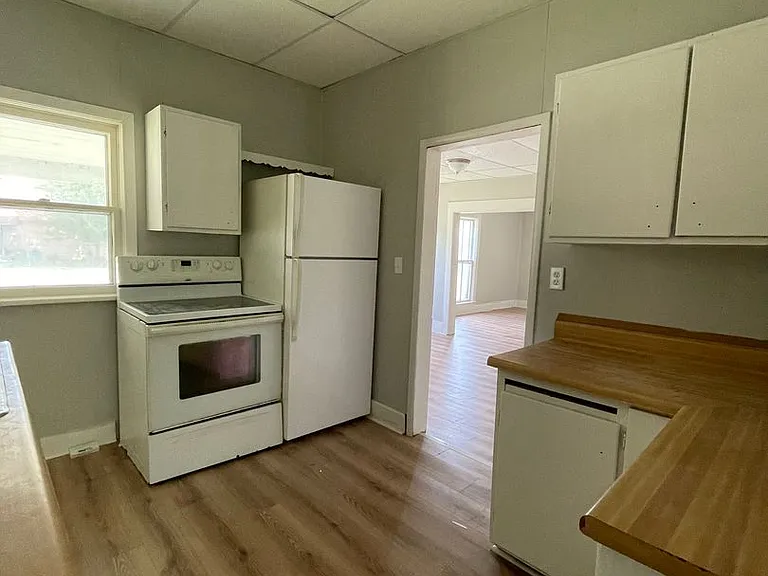 201 S Merchant St — Photo 11