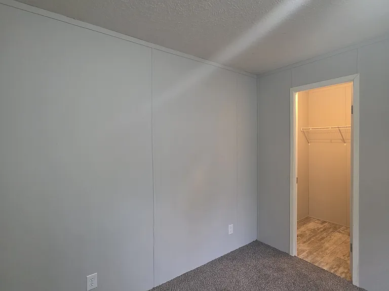 60 W Manor St #60B — Photo 6