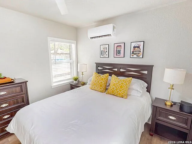 128 Claremont Ave — Photo 14