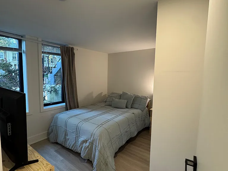 1713 M St NE — Photo 39