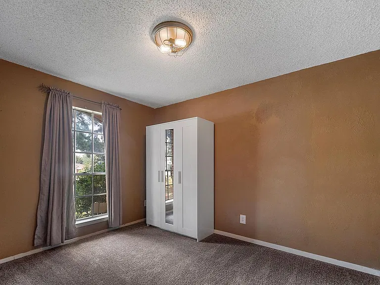 1600 Cindy Ct — Photo 19