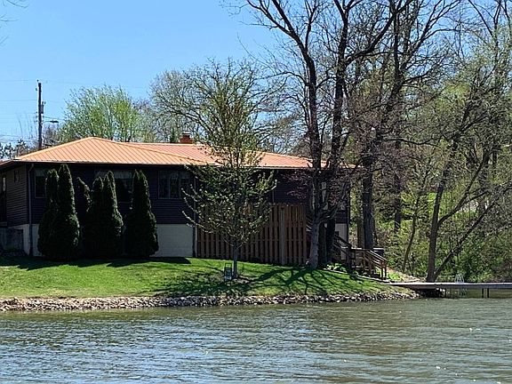 2nd image of 51 Lake Warren Dr