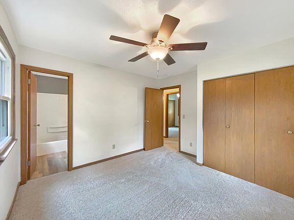 3rd image of 20650 Iceland Ave
