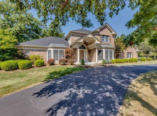 403 Conway Pine Ct, Saint Louis, MO 63141