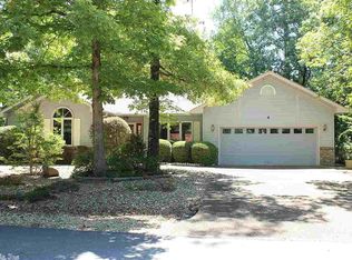 4 Soga Pl, Hot Springs Village, AR 71909