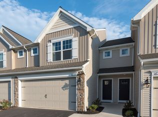 1672 Haralson Dr, Mechanicsburg, PA 17055