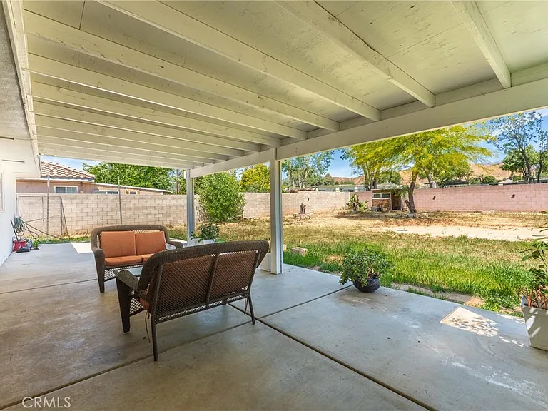 1949 W Williams St — Photo 24