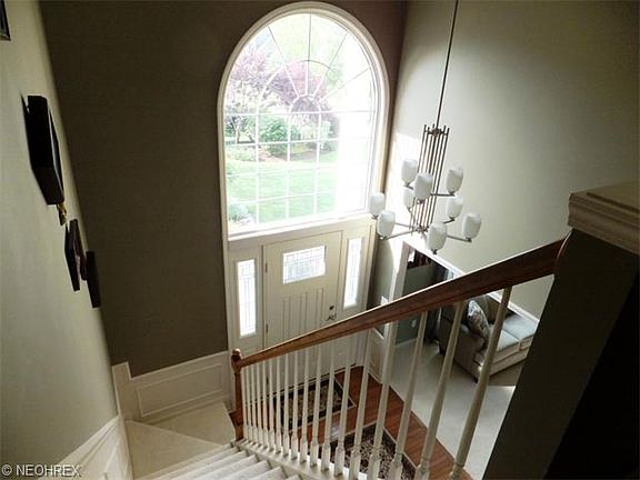 3rd image of 2806 Myrick Ln