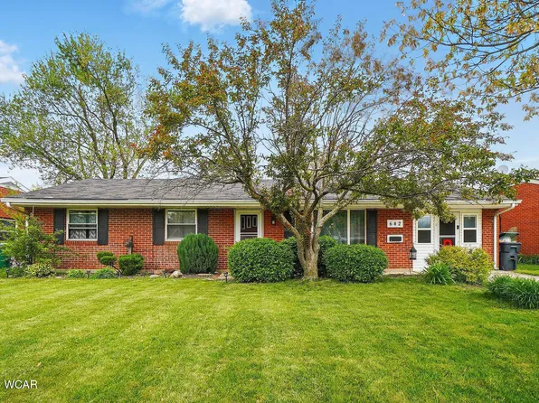 642 Meadowbrook Dr, Lima, OH 45801