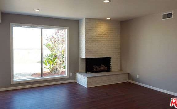 2nd image of 1326 W 127th St