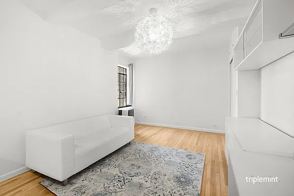 Rented by Triplemint | media 11