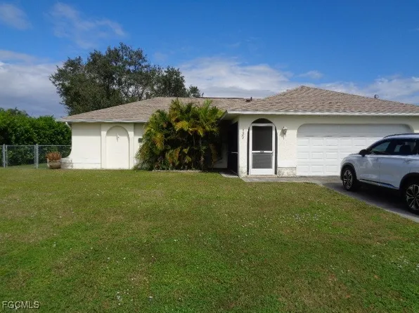 1139 SE 17th Ter, Cape Coral, FL 33990