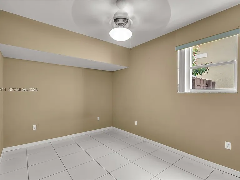 5165 NW 112th Ct — Photo 10