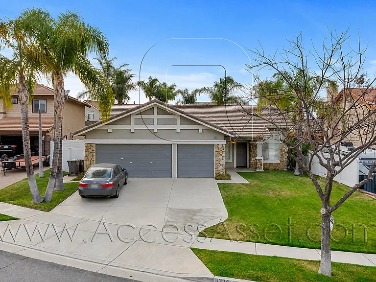 3324 Willow Park Cir — Photo 1