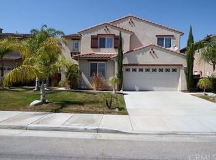 30572 Kentfield Dr, Murrieta, CA 92563