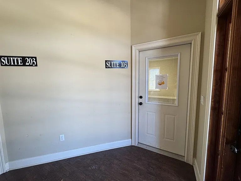 1213 Merchant Way #103 — Photo 14