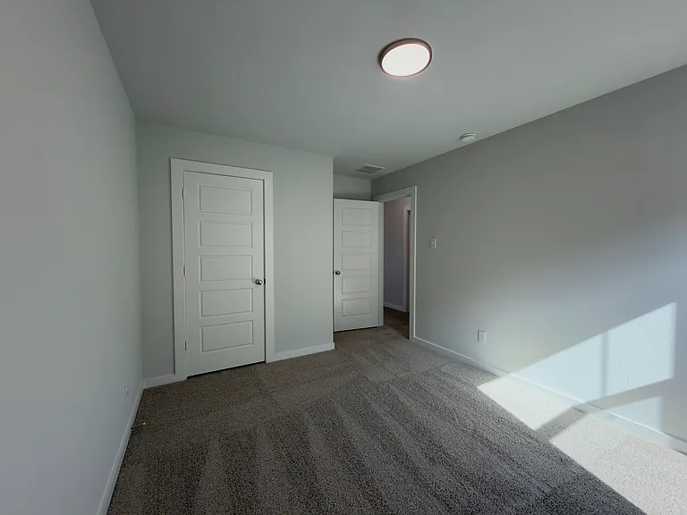 120 Millwood Rd — Photo 39