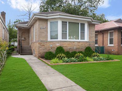 3021 W Birchwood Ave, Chicago, IL, 60645