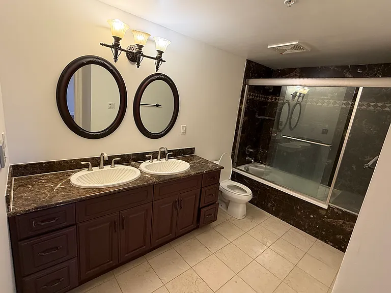 908 S Ardmore Ave #505 — Photo 9