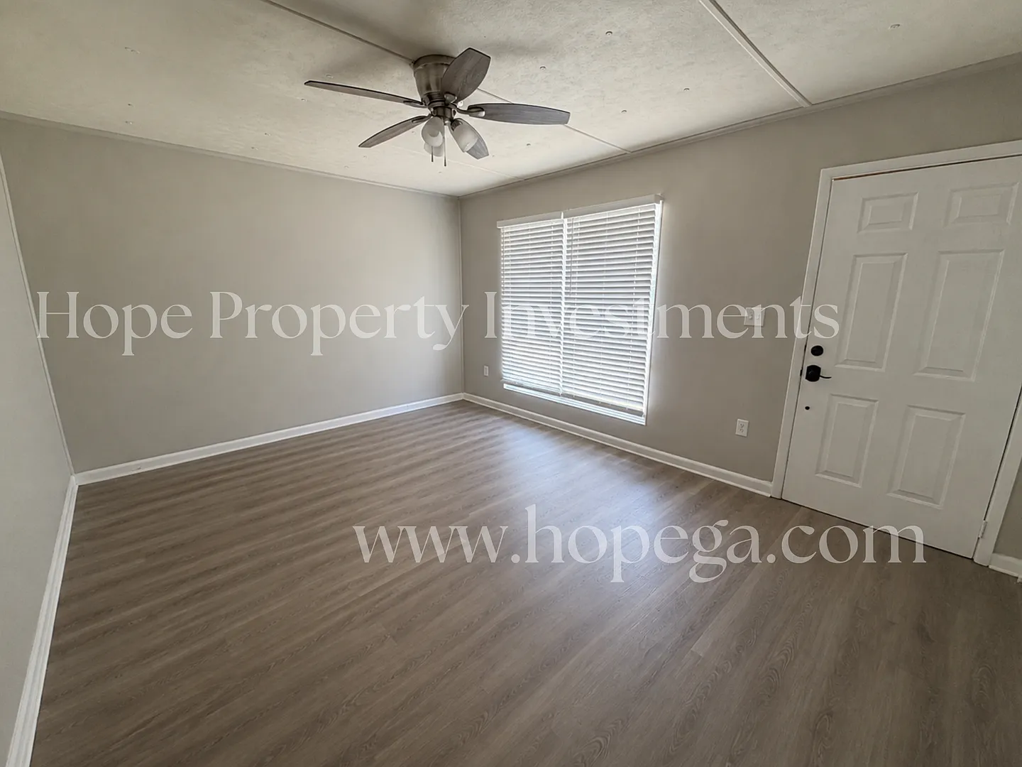 4 Midland Park Lane Newnan Ga — Photo 2