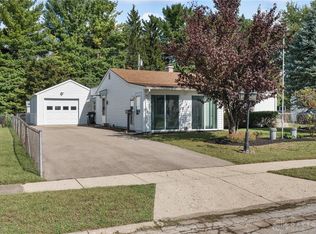 1342 Kylemore Dr, Xenia, OH 45385