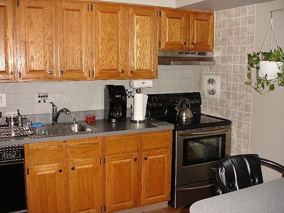 4th image of 89 Lena Ave