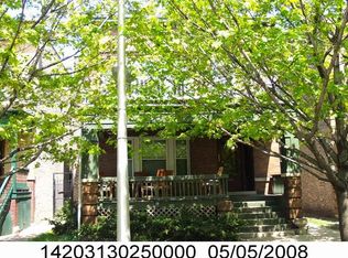 1324 W Roscoe St #2, Chicago, IL 60657