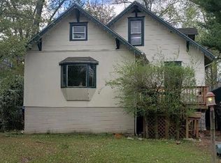 372 Elm Ave, Maple Shade, NJ 08052