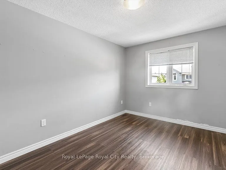 1498 Gordon St #25 — Photo 23