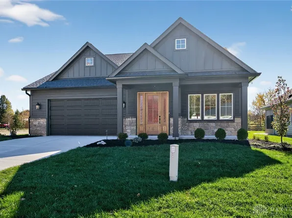 820 Hidden Branches Dr, Dayton, OH 45458