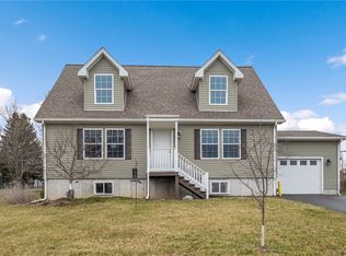 1 Applewood Ln, Dryden, NY 13053