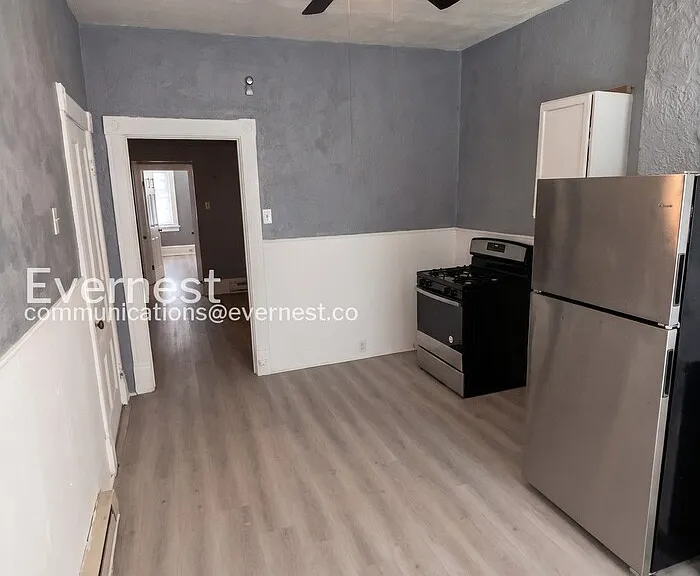 3720 Fairview Ave — Photo 9