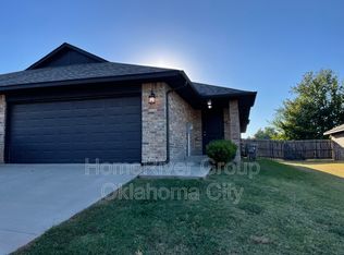 915 Leisure Dr, Oklahoma City, OK 73110