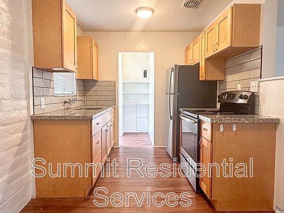 4th image of 3017 E Alta Vista St