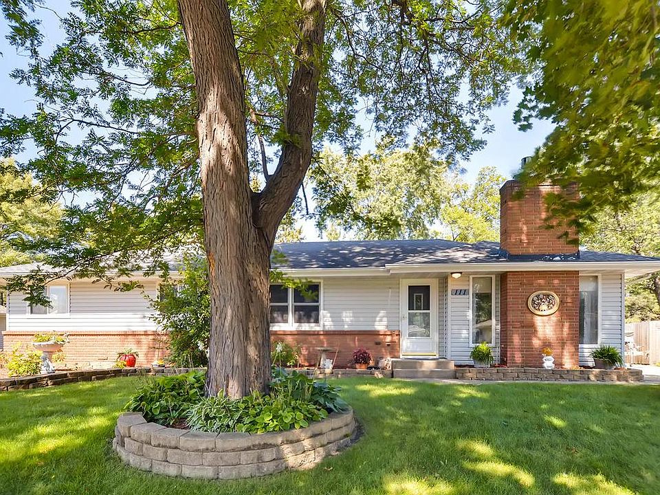 1st image of 111 Southwood Dr