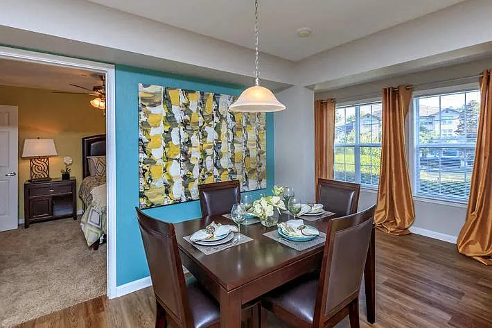 Westcott Apartments — Photo 3