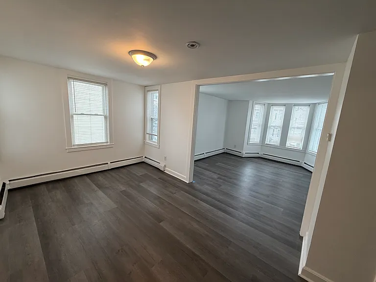 149 Adams St #3 — Photo 3