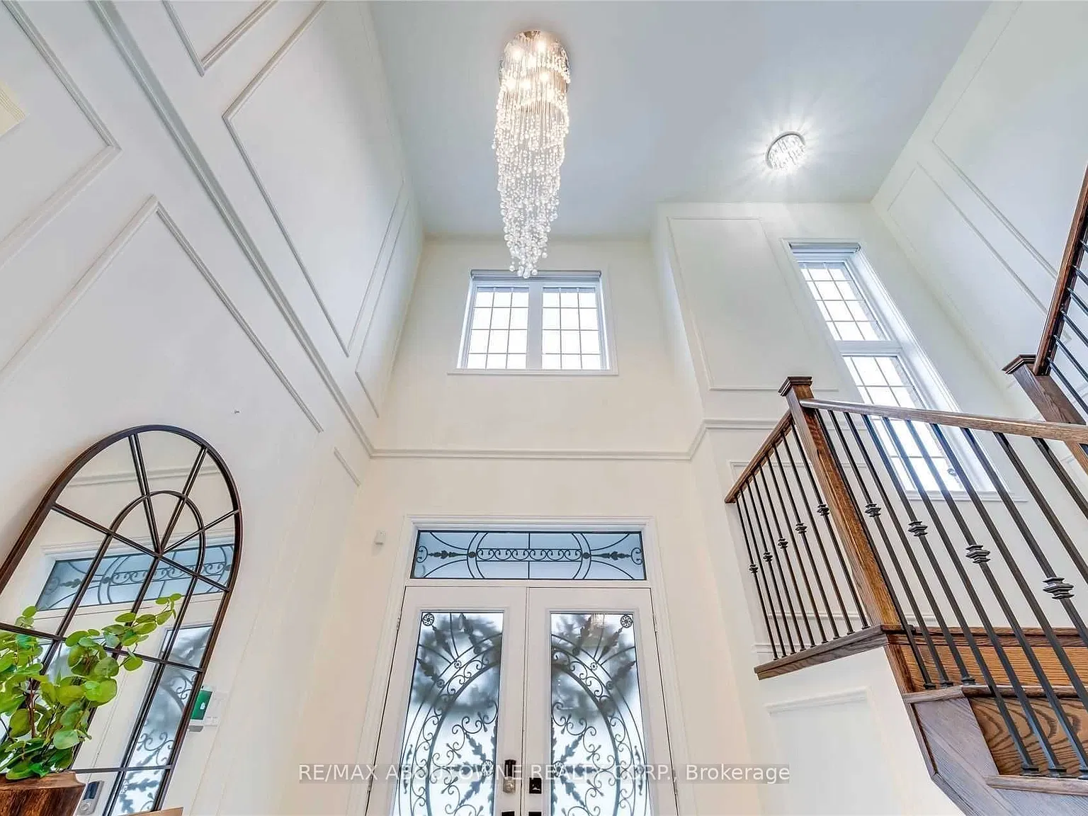 4 bed, $4,490 — Photo 3