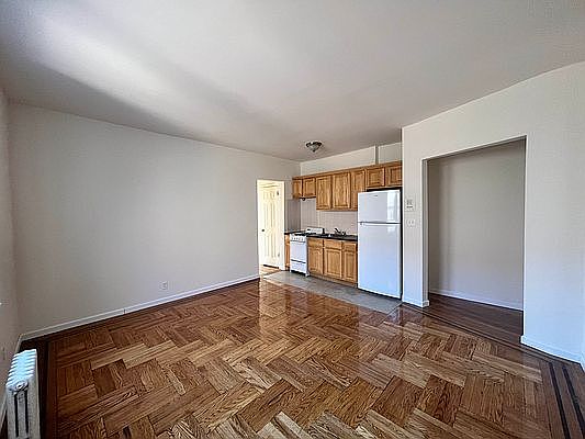 1st image of 61-40 Saunders St #E3