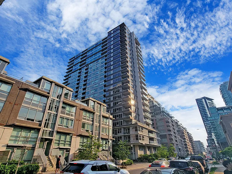 59 E Liberty St #2401 — Photo 2