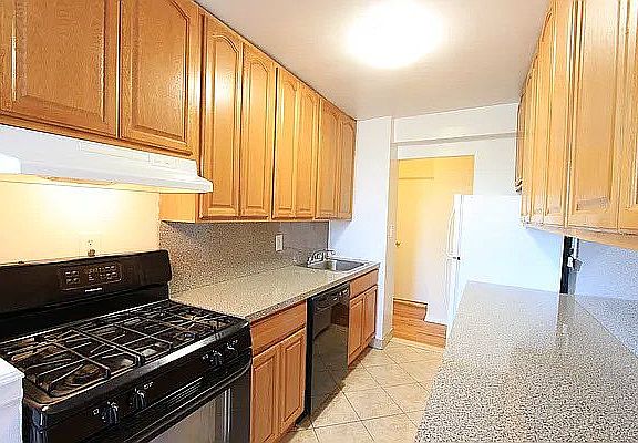 4th image of 9602 4th Ave Ste 2