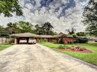 218 Whitfield Dr, Natchitoches, LA 71457